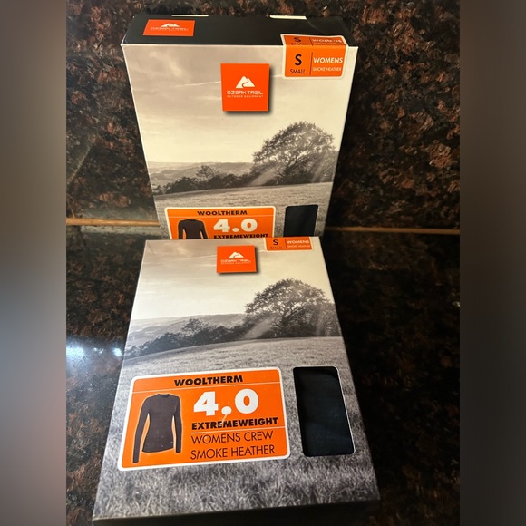 2 NIB Ozark Trail Women's Wool Blend Baselayer Crew retal $50 small - Picture 6 of 9